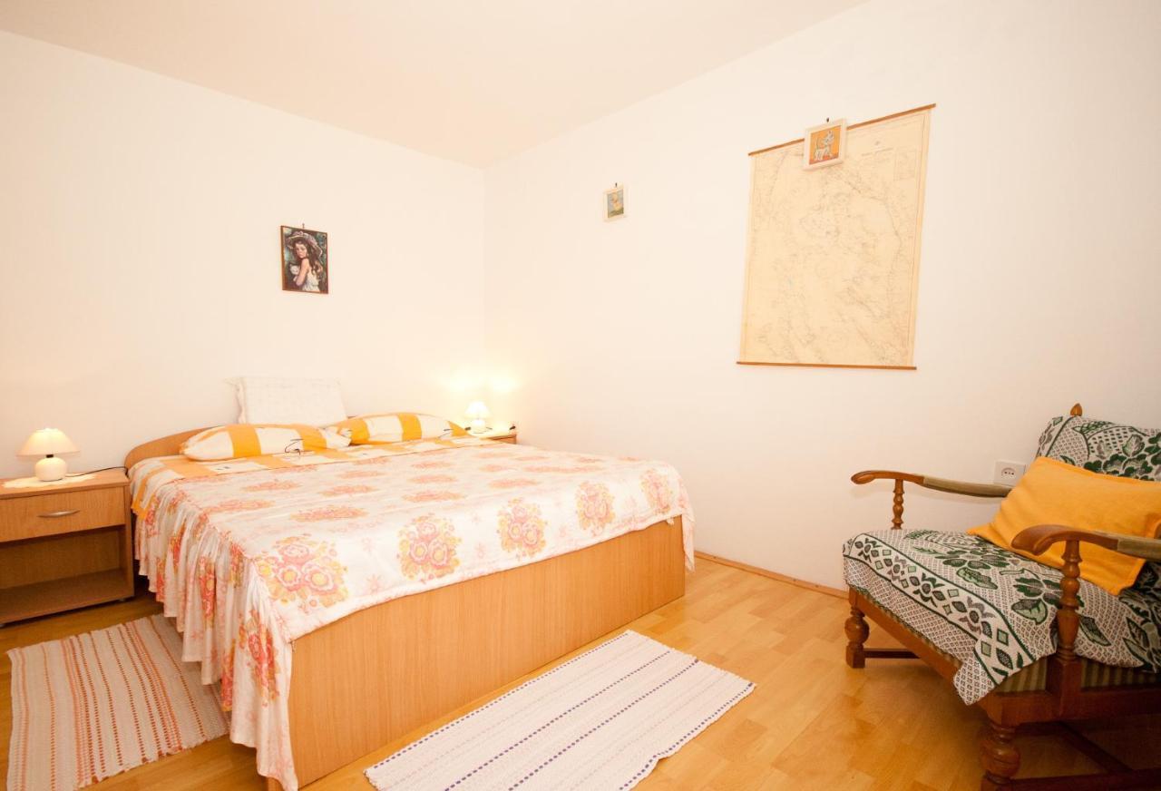 Apartments Katarina Башка Екстер'єр фото