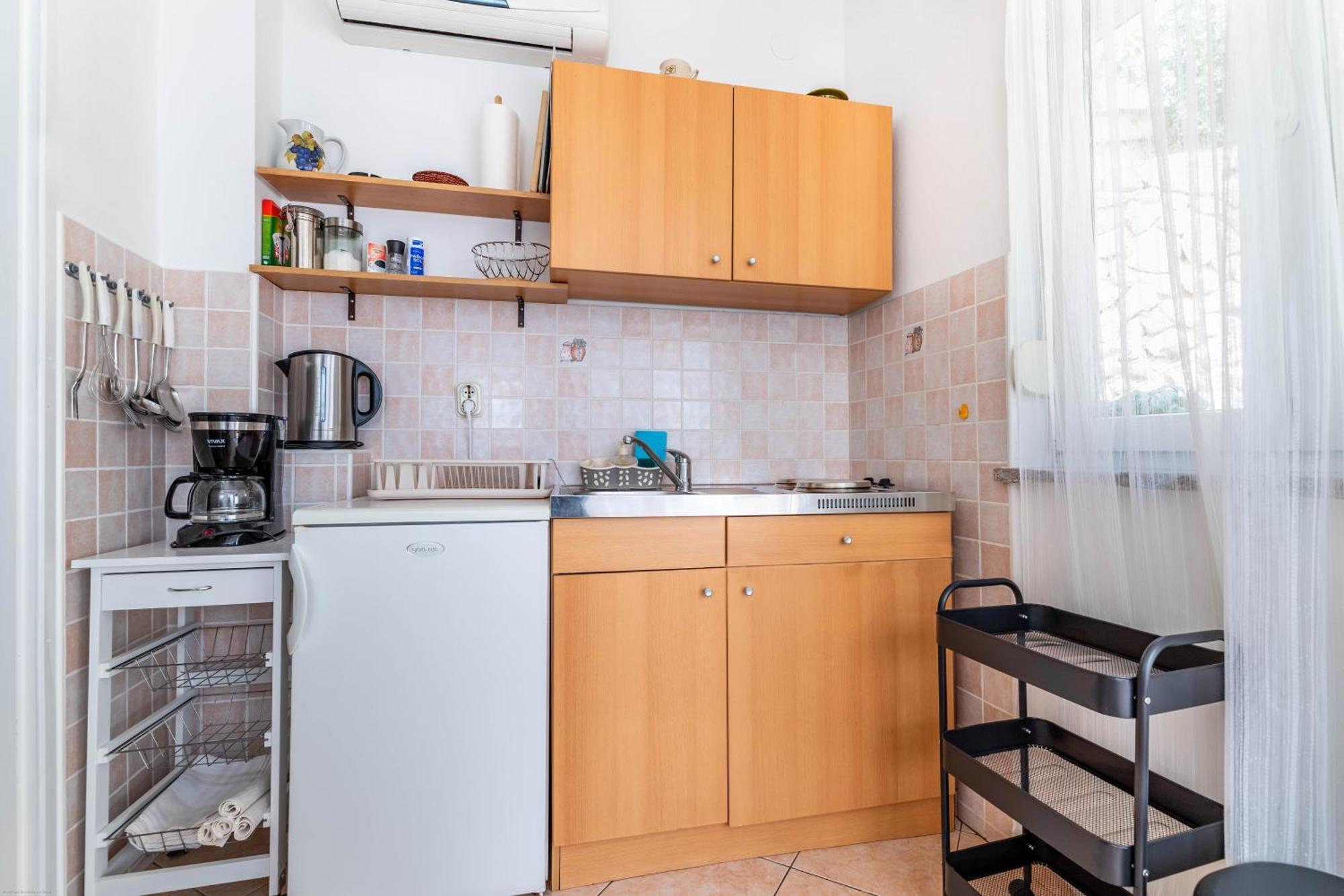 Apartments Katarina Башка Екстер'єр фото